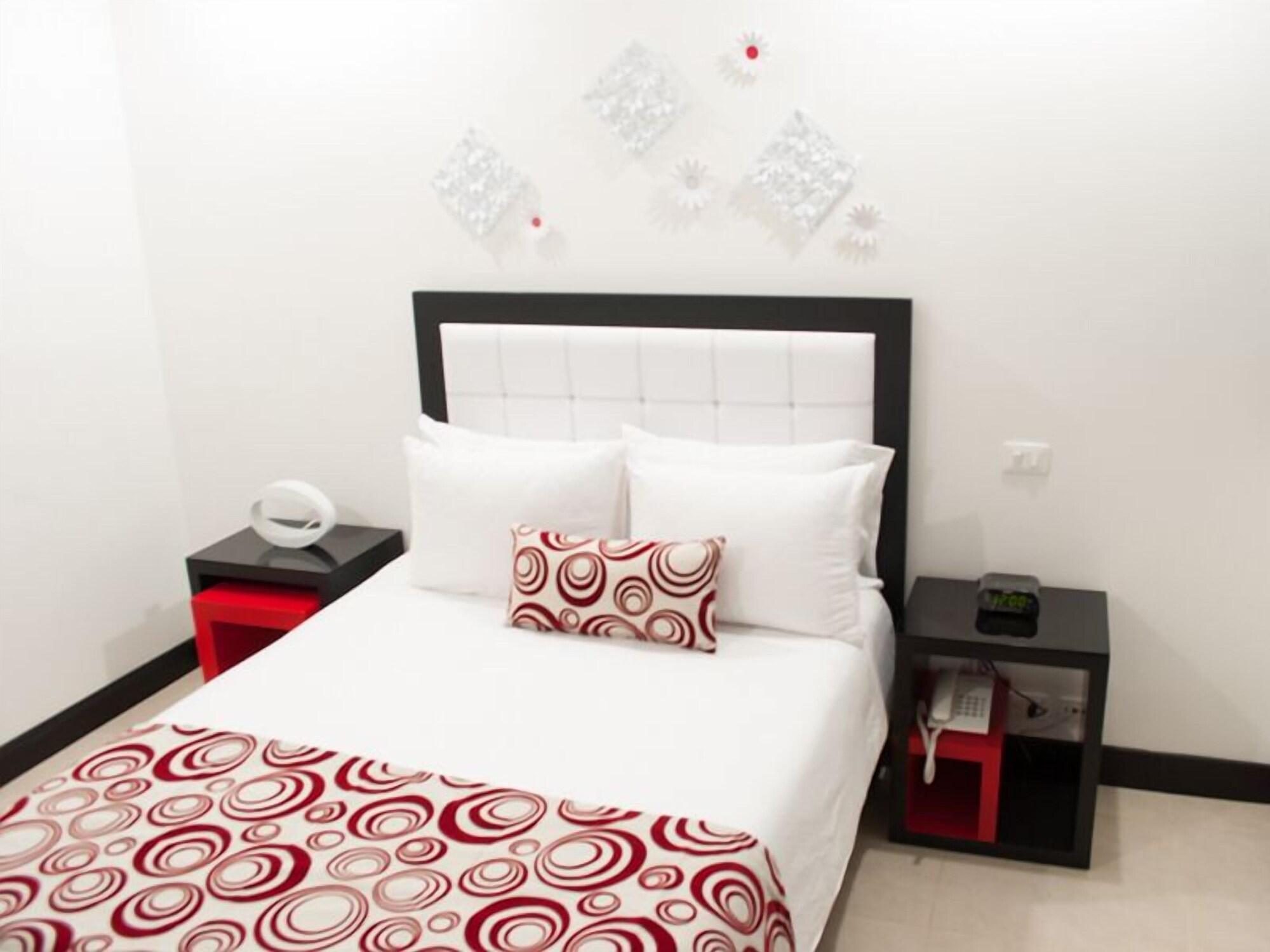 Hotel Merlott Lleras Медельин Экстерьер фото