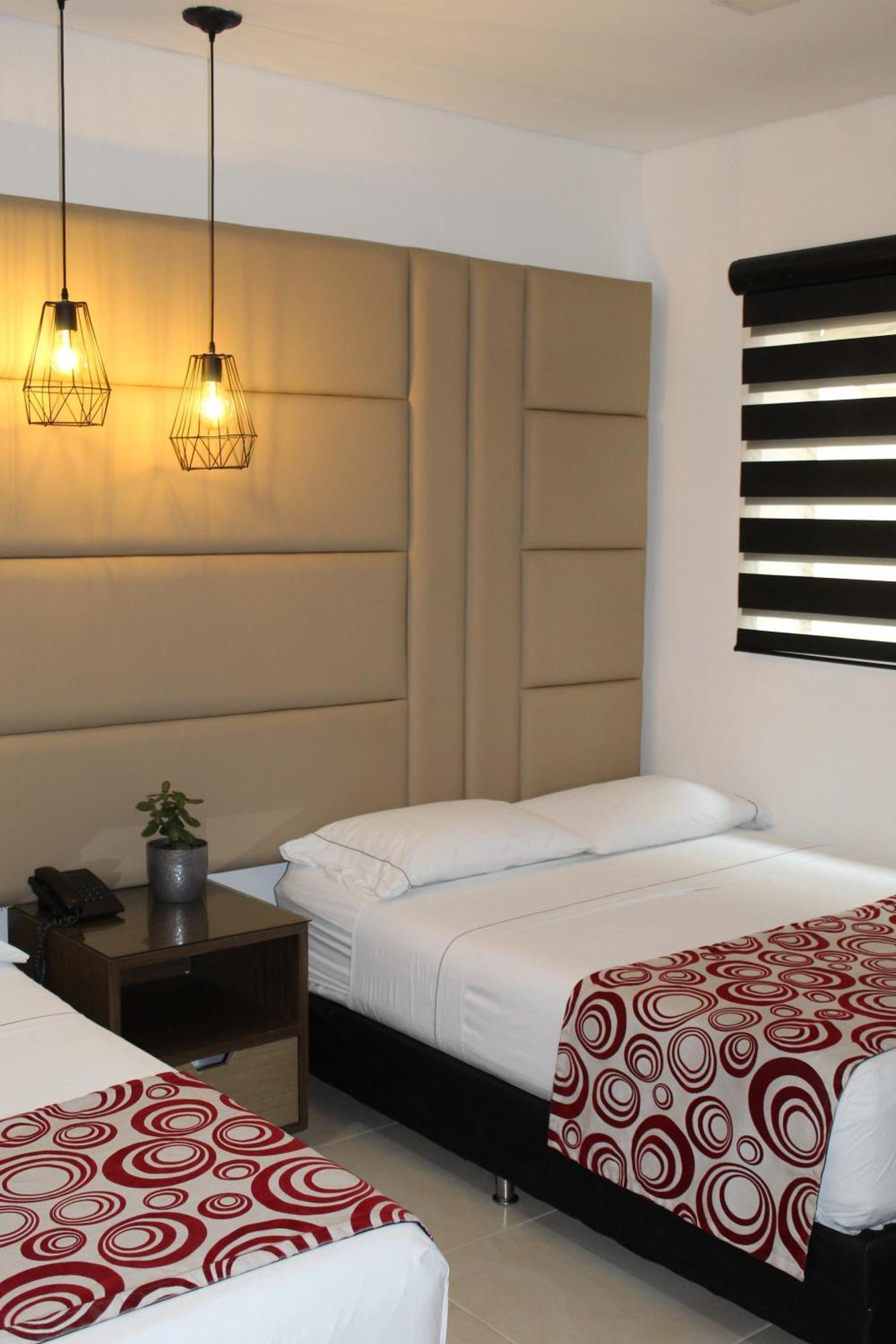 Hotel Merlott Lleras Медельин Экстерьер фото