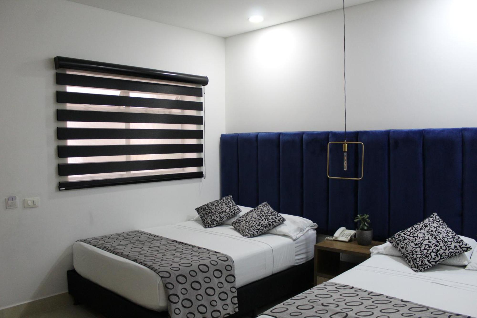 Hotel Merlott Lleras Медельин Экстерьер фото